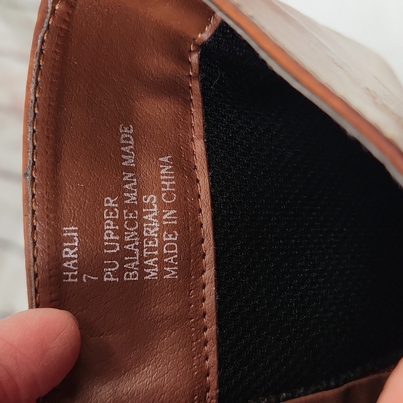 Steve Madden Chestnut Harlii Cognac Boots - Picture 6 of 9